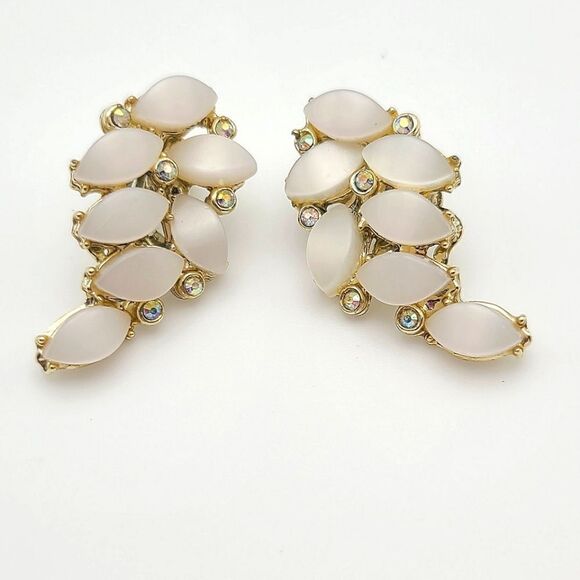Vintage Moonstone Earrings, 1960s,  rhinestones,  clip on - Picture 3 of 5